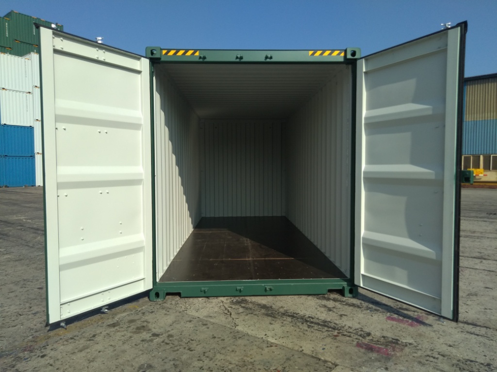 20' High Cube Container Interior