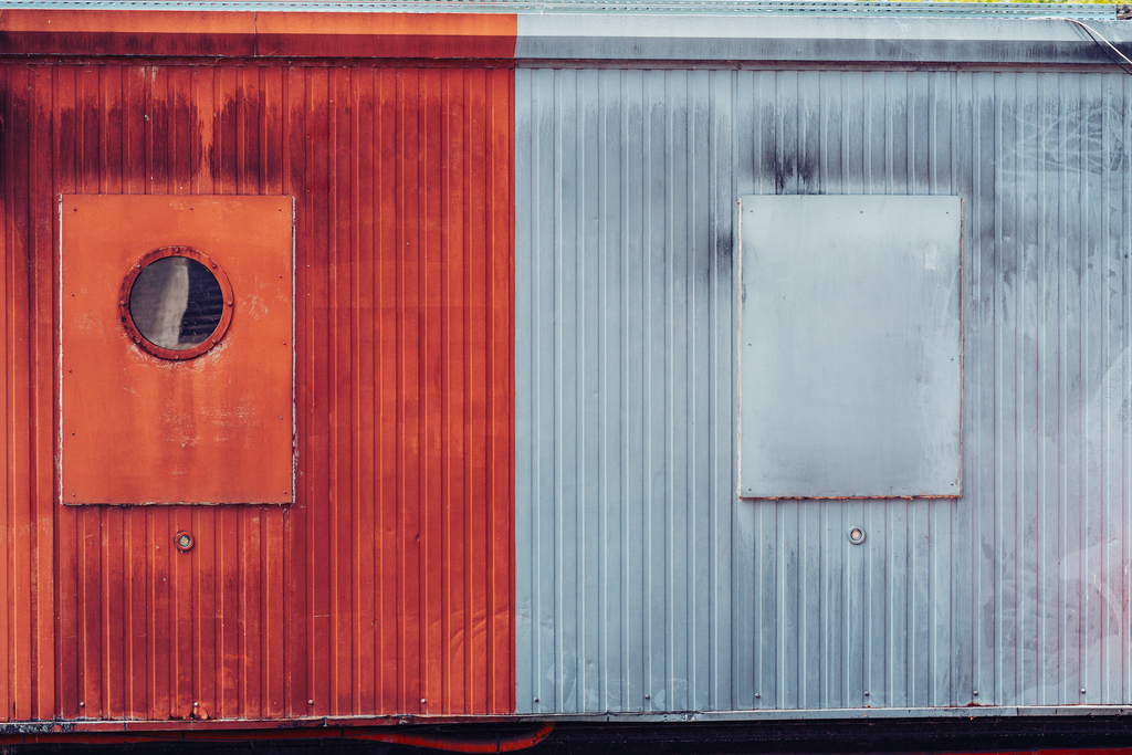 Rust on Shipping Container as the effect of condensation